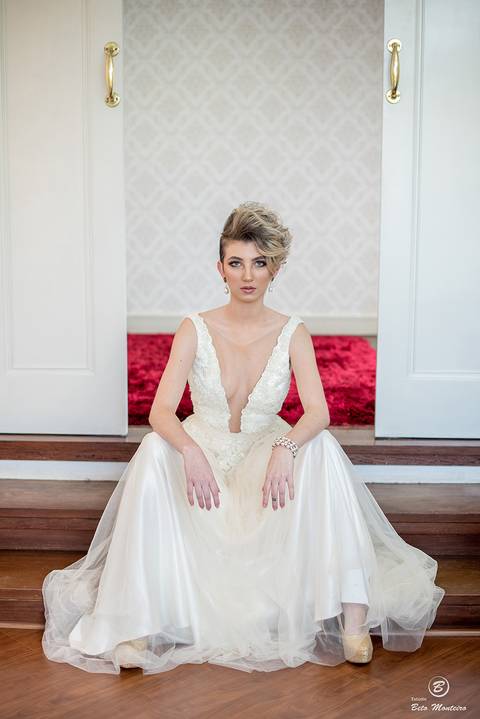 Casa Donaire - editorial de moda - editorial - vestidos - noiva - casamento - Curitiba - fotografo casamento - vestido de noiva - estudio beto monteiro - fotografia - video - producao'