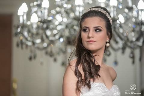 fotografo 15 anos curitiba - cinegrafista 15 anos curitiba - 15 anos curitiba - debutante - aniversario de 15 anos - manuela correa - fotografia - book de fotos - curitiba - estudio beto monteiro - casa donaire - vestido branco'