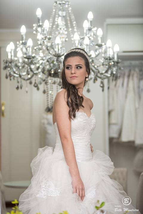 fotografo 15 anos curitiba - cinegrafista 15 anos curitiba - 15 anos curitiba - debutante - aniversario de 15 anos - manuela correa - fotografia - book de fotos - curitiba - estudio beto monteiro - casa donaire - vestido branco'