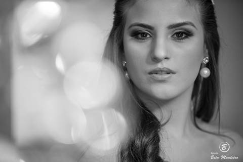 fotografo 15 anos curitiba - cinegrafista 15 anos curitiba - 15 anos curitiba - debutante - aniversario de 15 anos - manuela correa - fotografia - book de fotos - curitiba - estudio beto monteiro - casa donaire - vestido branco'