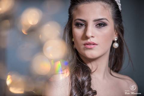 fotografo 15 anos curitiba - cinegrafista 15 anos curitiba - 15 anos curitiba - debutante - aniversario de 15 anos - manuela correa - fotografia - book de fotos - curitiba - estudio beto monteiro - casa donaire - vestido branco'