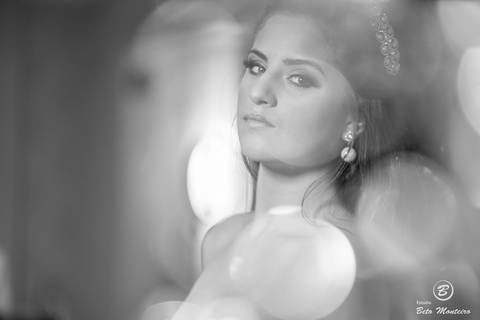 fotografo 15 anos curitiba - cinegrafista 15 anos curitiba - 15 anos curitiba - debutante - aniversario de 15 anos - manuela correa - fotografia - book de fotos - curitiba - estudio beto monteiro - casa donaire - vestido branco'