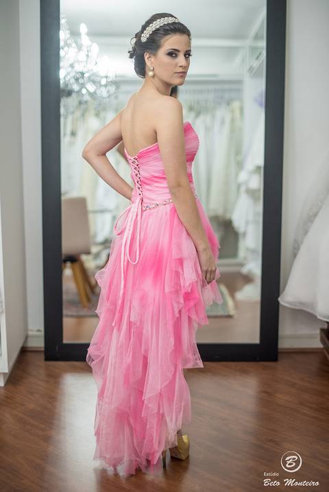 fotografo 15 anos curitiba - cinegrafista 15 anos curitiba - 15 anos curitiba - debutante - aniversario de 15 anos - manuela correa - fotografia - book de fotos - curitiba - estudio beto monteiro - casa donaire - vestido rosa'