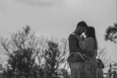 casamento Book Pré-Casamento - Book Pré-wedding - Trash the dress - Book de casal - Sessão de noivos - Save the date - Estúdio Beto Monteiro - Curitiba - Araucaria - ceu azul - por do sol - plantacao - Fabi Prociv e Geraldo Cantele'