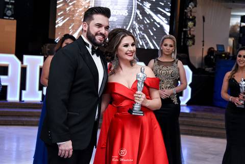 Prêmio profissionais do ano 2018 - pofissionais 2018 - yumi okamura - clube curitibano - fotografo curitiba - vídeo filmagem curitiba - estudio beto monteiro - atila amaral - casa donaire - flavia arthur eder fernandes'