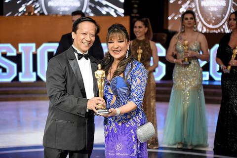 Prêmio profissionais do ano 2018 - pofissionais 2018 - yumi okamura - clube curitibano - fotografo curitiba - vídeo filmagem curitiba - estudio beto monteiro - atila amaral - casa donaire - flavia arthur eder fernandes'