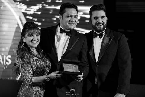 Prêmio profissionais do ano 2018 - pofissionais 2018 - yumi okamura - clube curitibano - fotografo curitiba - vídeo filmagem curitiba - estudio beto monteiro - atila amaral - casa donaire - flavia arthur eder fernandes'