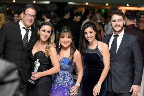 Prêmio profissionais do ano 2018 - pofissionais 2018 - yumi okamura - clube curitibano - fotografo curitiba - vídeo filmagem curitiba - estudio beto monteiro - atila amaral - casa donaire - flavia arthur eder fernandes'