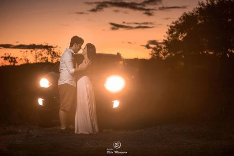 Casamento - Pré-Casamento - Pré-wedding - Trash the dress - Book de casal - Sessão de noivos - Estúdio Beto Monteiro - Curitiba - rio - montanha - floresta - violão - cantora - ceu azul - recanto dos papagaios - palmeira - Clarissa Bastos e Lucas Moreno'