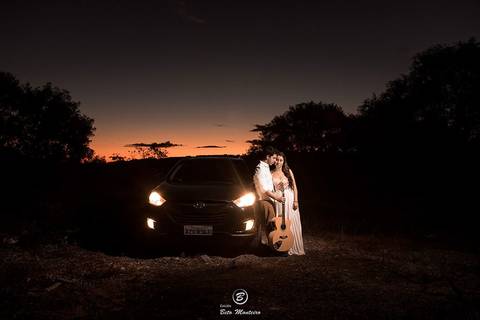 Casamento - Pré-Casamento - Pré-wedding - Trash the dress - Book de casal - Sessão de noivos - Estúdio Beto Monteiro - Curitiba - rio - montanha - floresta - violão - cantora - ceu azul - recanto dos papagaios - palmeira - Clarissa Bastos e Lucas Moreno'