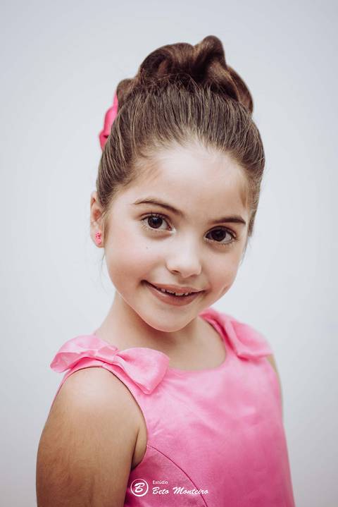 editorial de moda, vestido, noiva vestido de noiva - casa donaire - fotografo - curitiba - fotografo de casamento - noivas - debutantes - festas - vídeo - cinegrafista -  estudio beto monteiro - feira noivas curitibanas - 2019 - terno de noivo'