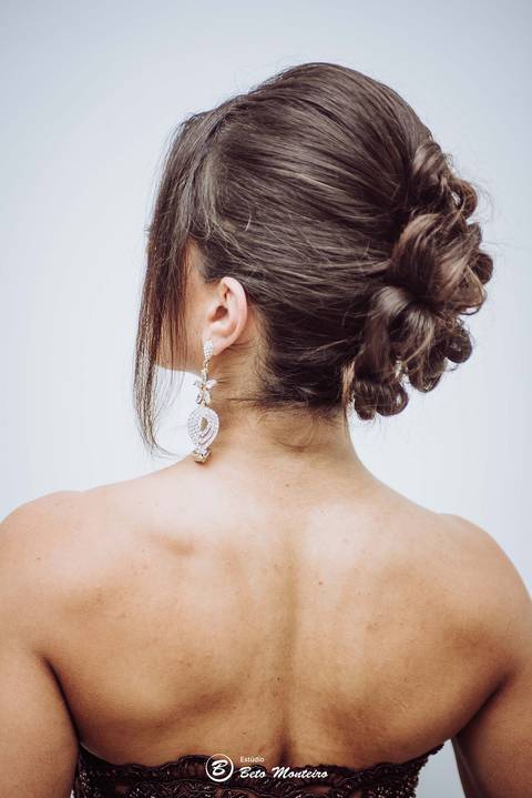 editorial de moda, vestido, noiva vestido de noiva - casa donaire - fotografo - curitiba - fotografo de casamento - noivas - debutantes - festas - vídeo - cinegrafista -  estudio beto monteiro - feira noivas curitibanas - 2019 - terno de noivo'