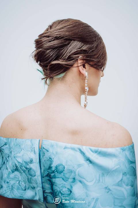 editorial de moda, vestido, noiva vestido de noiva - casa donaire - fotografo - curitiba - fotografo de casamento - noivas - debutantes - festas - vídeo - cinegrafista -  estudio beto monteiro - feira noivas curitibanas - 2019 - terno de noivo'