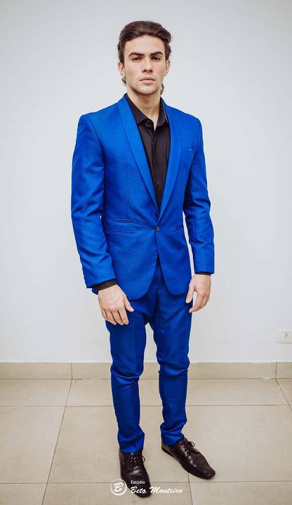 editorial de moda, vestido, noiva vestido de noiva - casa donaire - fotografo - curitiba - fotografo de casamento - noivas - debutantes - festas - vídeo - cinegrafista -  estudio beto monteiro - feira noivas curitibanas - 2019 - terno de noivo'