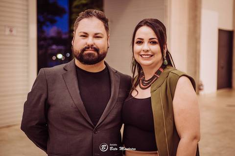 editorial de moda, vestido, noiva vestido de noiva - casa donaire - fotografo - curitiba - fotografo de casamento - noivas - debutantes - festas - vídeo - cinegrafista -  estudio beto monteiro - feira noivas curitibanas - 2019 - terno de noivo'