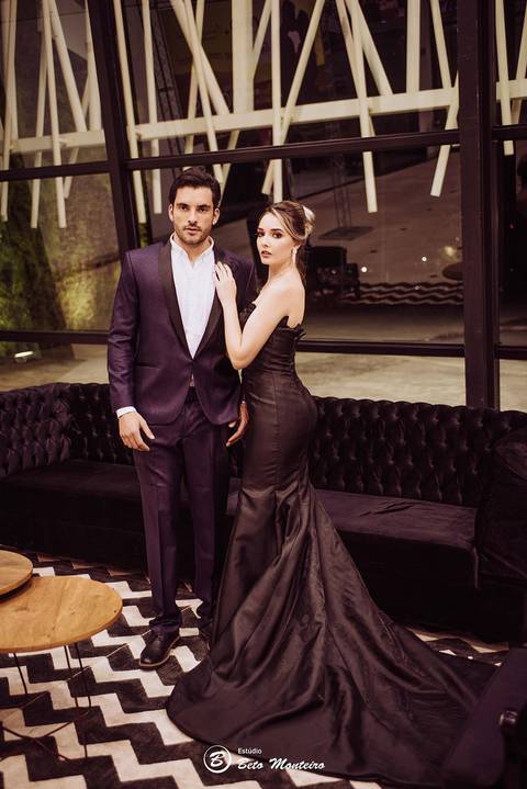 editorial de moda, vestido, noiva vestido de noiva - casa donaire - fotografo - curitiba - fotografo de casamento - noivas - debutantes - festas - vídeo - cinegrafista -  estudio beto monteiro - feira noivas curitibanas - 2019 - terno de noivo'