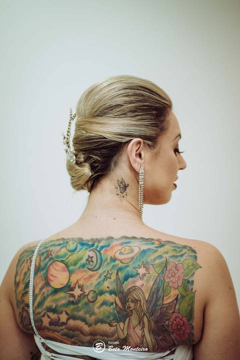 editorial de moda, vestido, noiva vestido de noiva - casa donaire - fotografo - curitiba - fotografo de casamento - noivas - debutantes - festas - vídeo - cinegrafista -  estudio beto monteiro - feira noivas curitibanas - 2019 - terno de noivo'