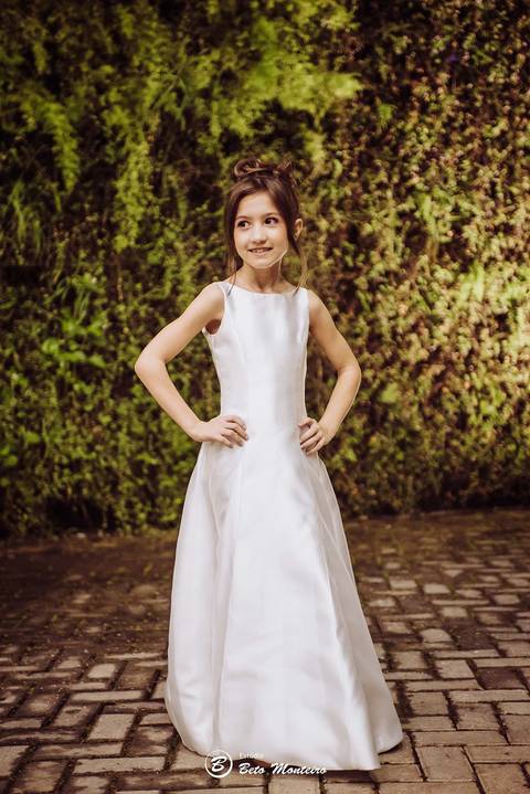 editorial de moda, vestido, noiva vestido de noiva - casa donaire - fotografo - curitiba - fotografo de casamento - noivas - debutantes - festas - vídeo - cinegrafista -  estudio beto monteiro - feira noivas curitibanas - 2019 - terno de noivo'