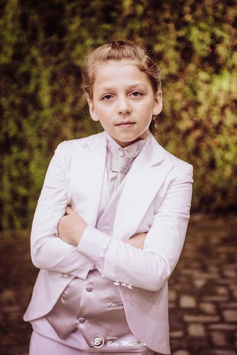 editorial de moda, vestido, noiva vestido de noiva - casa donaire - fotografo - curitiba - fotografo de casamento - noivas - debutantes - festas - vídeo - cinegrafista -  estudio beto monteiro - feira noivas curitibanas - 2019 - terno de noivo'