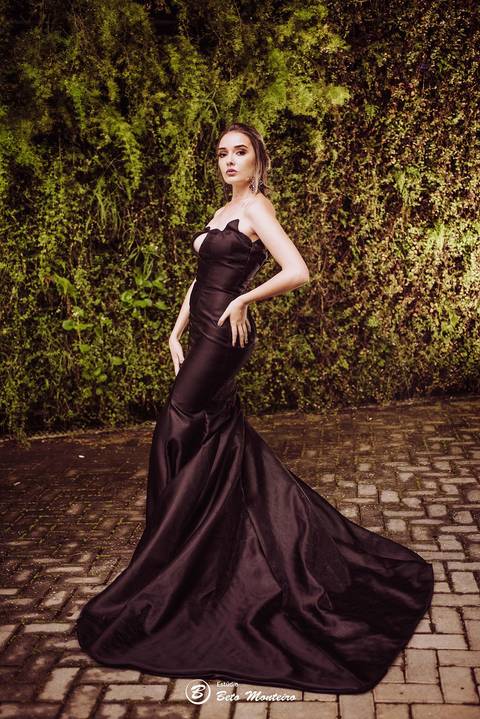 editorial de moda, vestido, noiva vestido de noiva - casa donaire - fotografo - curitiba - fotografo de casamento - noivas - debutantes - festas - vídeo - cinegrafista -  estudio beto monteiro - feira noivas curitibanas - 2019 - terno de noivo'