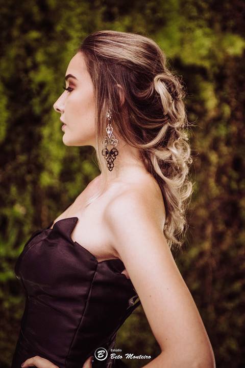 editorial de moda, vestido, noiva vestido de noiva - casa donaire - fotografo - curitiba - fotografo de casamento - noivas - debutantes - festas - vídeo - cinegrafista -  estudio beto monteiro - feira noivas curitibanas - 2019 - terno de noivo'