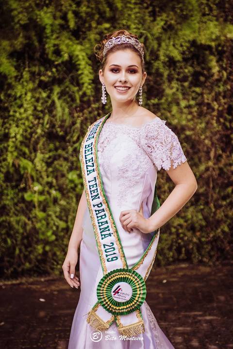 editorial de moda, vestido, noiva vestido de noiva - casa donaire - fotografo - curitiba - fotografo de casamento - noivas - debutantes - festas - vídeo - cinegrafista -  estudio beto monteiro - feira noivas curitibanas - 2019 - terno de noivo'