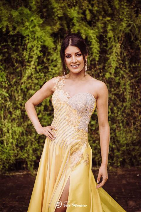 editorial de moda, vestido, noiva vestido de noiva - casa donaire - fotografo - curitiba - fotografo de casamento - noivas - debutantes - festas - vídeo - cinegrafista -  estudio beto monteiro - feira noivas curitibanas - 2019 - terno de noivo'