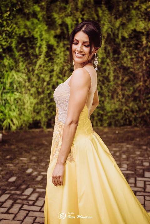 editorial de moda, vestido, noiva vestido de noiva - casa donaire - fotografo - curitiba - fotografo de casamento - noivas - debutantes - festas - vídeo - cinegrafista -  estudio beto monteiro - feira noivas curitibanas - 2019 - terno de noivo'