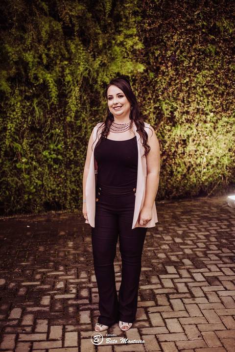 editorial de moda, vestido, noiva vestido de noiva - casa donaire - fotografo - curitiba - fotografo de casamento - noivas - debutantes - festas - vídeo - cinegrafista -  estudio beto monteiro - feira noivas curitibanas - 2019 - terno de noivo'