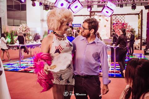 editorial de moda, vestido, noiva vestido de noiva - casa donaire - fotografo - curitiba - fotografo de casamento - noivas - debutantes - festas - vídeo - cinegrafista -  estudio beto monteiro - feira noivas curitibanas - 2019 - terno de noivo'