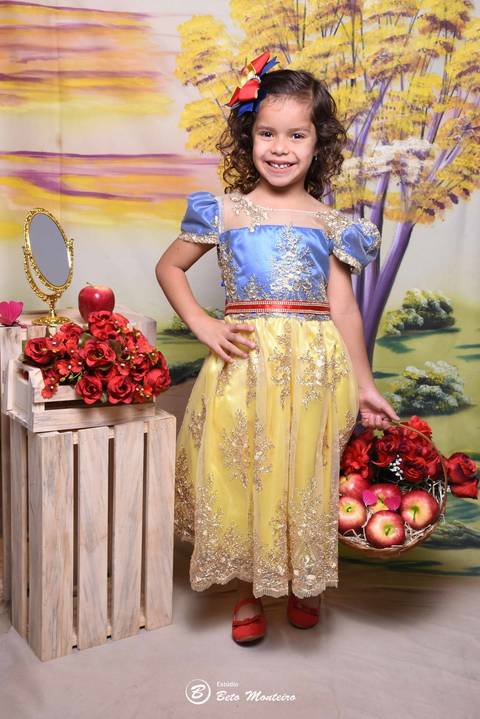 Book fotográfico Infantil - Book de fotos - Book de Criança - Book de Bebê - Book Menina - Book Menino - Estúdio Beto Monteiro - Curitiba - book branca de neve'