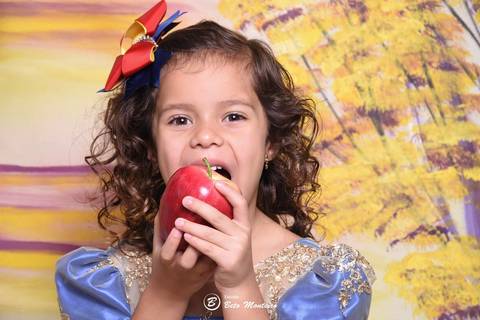 Book fotográfico Infantil - Book de fotos - Book de Criança - Book de Bebê - Book Menina - Book Menino - Estúdio Beto Monteiro - Curitiba - book branca de neve'