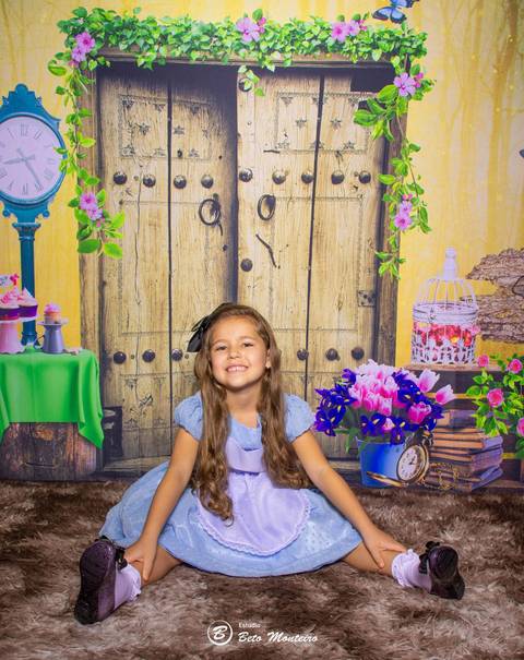 Book fotográfico Infantil - Book de fotos - Book de Criança - Book de Bebê - Book Menina - Book Menino - Estúdio Beto Monteiro - Curitiba - book Alice no pais das maravilhas'
