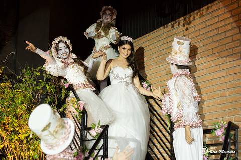 Aniversário de 15 anos - Cobertura fotografica - Cobertura de filmagem - Foto e Filmagem de 15 anos - Debutante - Estúdio Beto Monteiro - Curitiba'