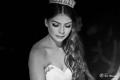 Aniversário de 15 anos - Cobertura fotografica - Cobertura de filmagem - Foto e Filmagem de 15 anos - Debutante - Estúdio Beto Monteiro - Curitiba'