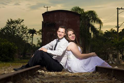 Book Pré-Casamento - Book Pré-wedding - Trash the dress - Book de casal - Sessão de noivos - Save the date - Estúdio Beto Monteiro - Curitiba'