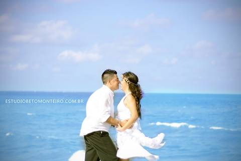 Book Pré-Casamento - Book Pré-wedding - Trash the dress - Book de casal - Sessão de noivos - Save the date - Estúdio Beto Monteiro - Curitiba'