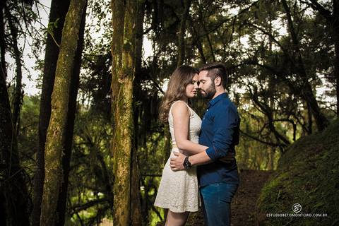 Book Pré-Casamento - Book Pré-wedding - Trash the dress - Book de casal - Sessão de noivos - Save the date - Estúdio Beto Monteiro - Curitiba'