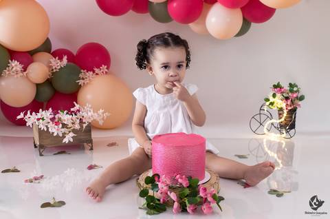 Fotografia brasília df, foto smash the cake menina, 2 anos, Helenice Gonçalves Fotografia'