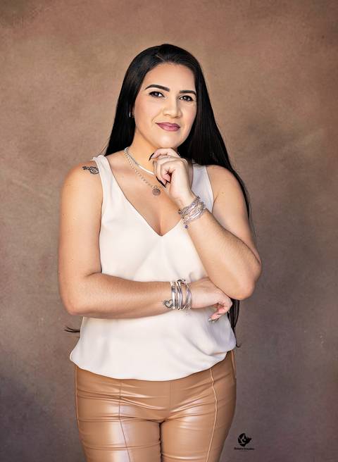 Fotografia Feminina, fotos femininas, fotografia corporativa, Helenice Gonçalves Fotografia, ensaio em estúdio, ensaio corporativo'