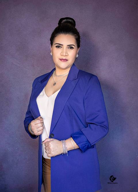 retrato corporativo, retratos brasília, ensaio feminino, ensaio feito por Helenice Gonçalves Fotografia, fotos femininas, fotos brasília DF, retrato corporativo Df, ensaio feminino DF.
'