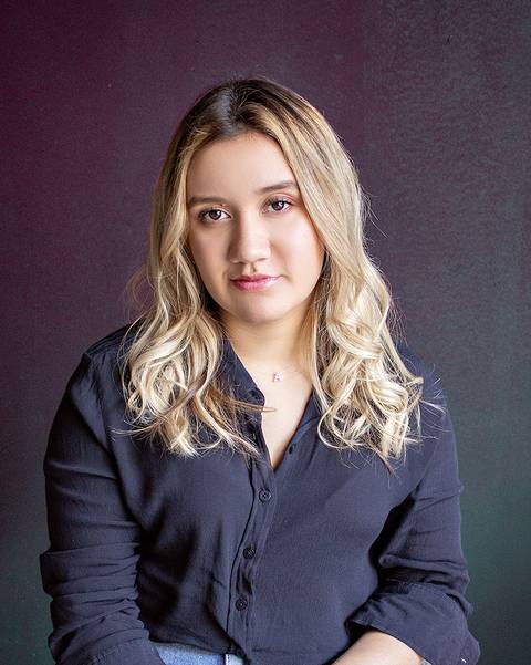 Retrato Feminino, retrato Brasília DF, retrato Helenice Gonçalves Fotografia, ensaio Fotografico Estúdio. Ensaio Feminino.'