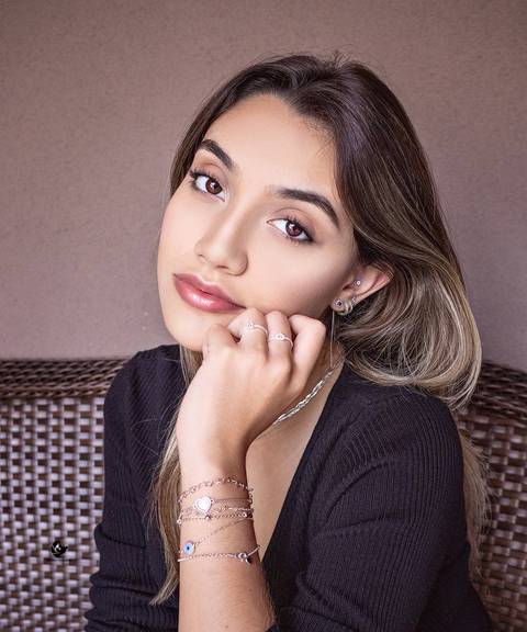 ensaio feminino, retrato feminino, ensaio em estúdio feminino, fotográfa em brasília, helenice gonçalves fotografia, foto feminina em brasília'