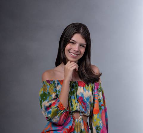 retrato feminino, retrato em estudio, fotografia feminina, foto feminina estudio helenice gonçalves fotografia'