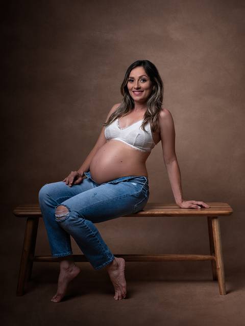 retrato gestante, fotografia de gestante, sessão de fotos estúdio gestante em brasilia df, fotografa de gestante em brasilia, helenice gonçalves fo'