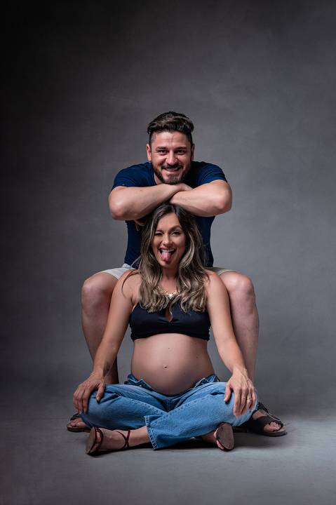 Retratos gestante em brasilia df, ensaio em estúdio, ensaio de gestante em estudio, foto helenice gonçalves fotografia'