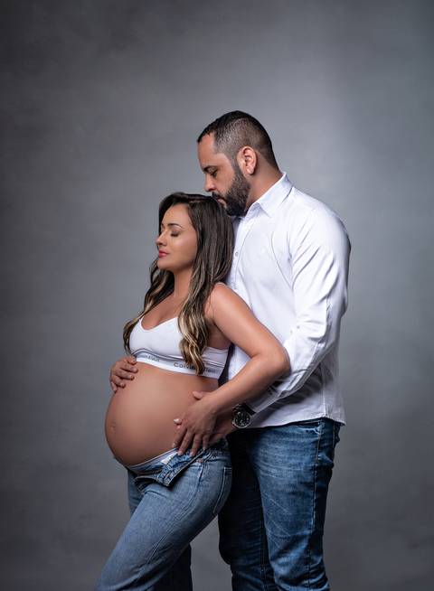 Ensaio gestante em estudio brasilia df por helenice gonçalves fotografia, ensaio gestante, mae de menino, fotgrafia de gestante'