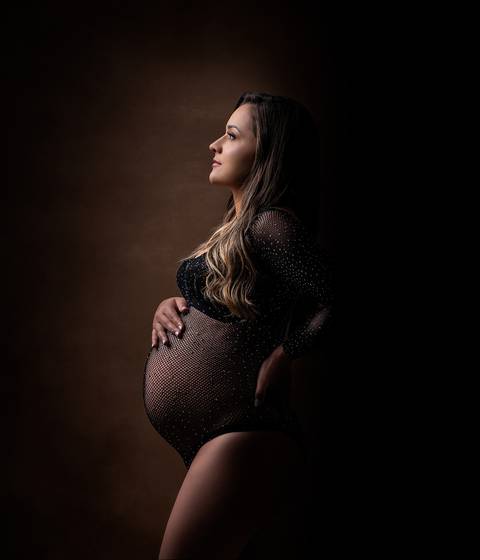 Fotografa de gestante, retratos de gestante, fotografia de gestante brasilia, ensaio fotografico gestante em estúdio brasilia, helenice gonçalves fo'