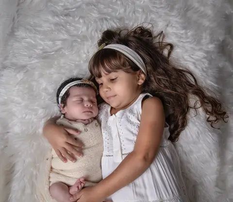 Fotografa Newborn, fotografia new born, fotografia new born em familia, ensaio newboen menina'