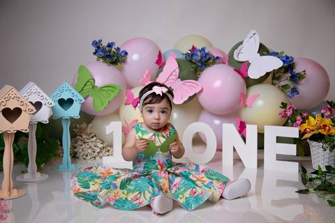 fotografa de smash the cake tema jardim encantado'